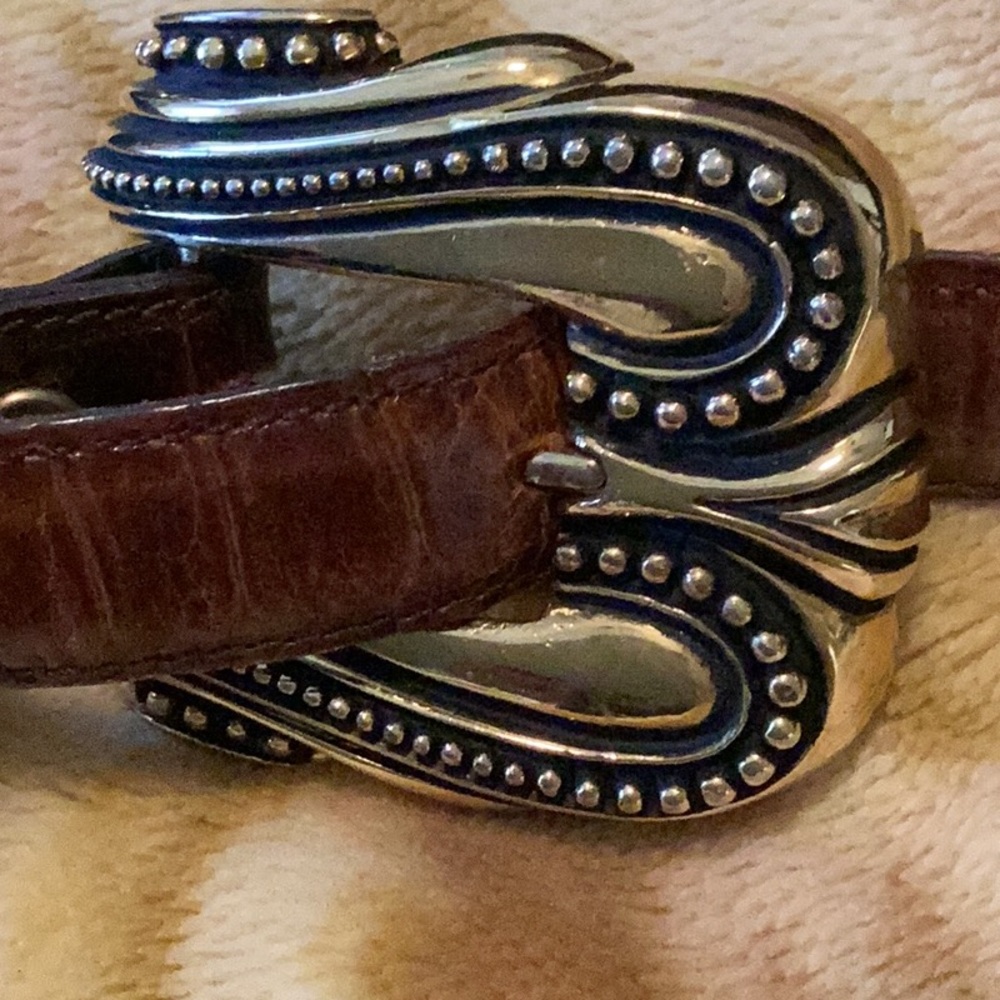 Vincenza Brown Calfskin Alligator Print Belt w/ Large Gold Hardware - Picture 5 of 9